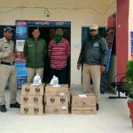 थाना पोखरी पुलिस ने पकड़ा अवैध शराब का तस्कर, वाहन से ले जा रहा था बड़ी खेप।