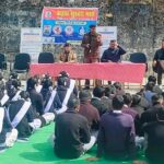 चमोली पुलिस ने गडोरा में एक साथ कई मुद्दों पर किया जागरूक। 