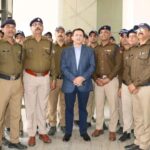 विषम भौगोलिक परिस्थितियों के बीच ड्यूटी कर रहे जवानों के बीच पहुंचे डीजीपी