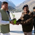 कपाट खुलने से पूर्व बद्रीनाथ धाम पहुँचे मुख्यमंत्री, व्यवस्थाओं का लिया जायजा