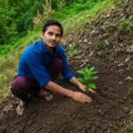 पर्यावरण प्रेमी शिव सिंह फर्स्वाण ने किया वृक्षारोपण, दिया पर्यावरण संरक्षण का संदेश।