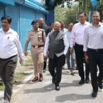 जिला कार्यालय गोपेश्वर के विभिन्न अनुभागों का आयुक्त गढ़वाल ने किया निरीक्षण, लंबित प्रकरणों के समयबद्ध निस्तारण के दिए निर्देश