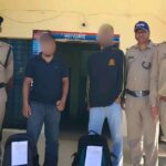 मोबाइल टावर से बैटरी चोरी कर भाग रहे 02 अभियुक्तों को पोखरी पुलिस ने मात्र 02 घंटे के भीतर चोरी के सामान सहित किया गिरफ्तार।