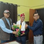 डायट चमोली में सुप्रसिद्ध गढ़वाली कवि मुरली दीवान सम्मानित।